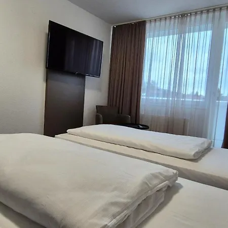 Hotel Melvi 3*