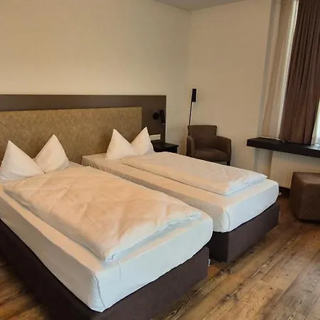 Melvi 3* Гёппинген